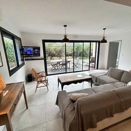 Appartement Luxe Le Levant Hyeres Exterior photo