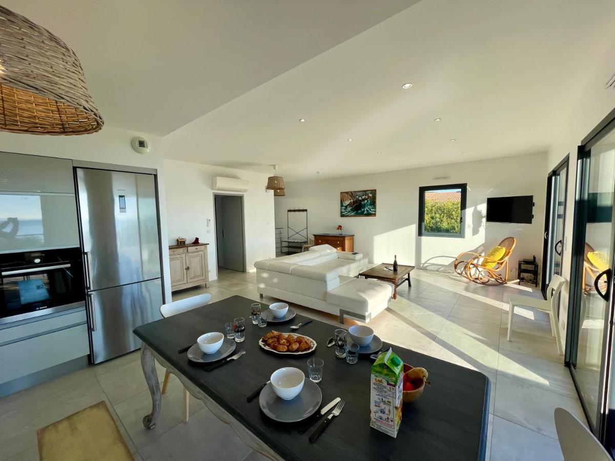 Appartement Luxe Le Levant Hyeres Exterior photo