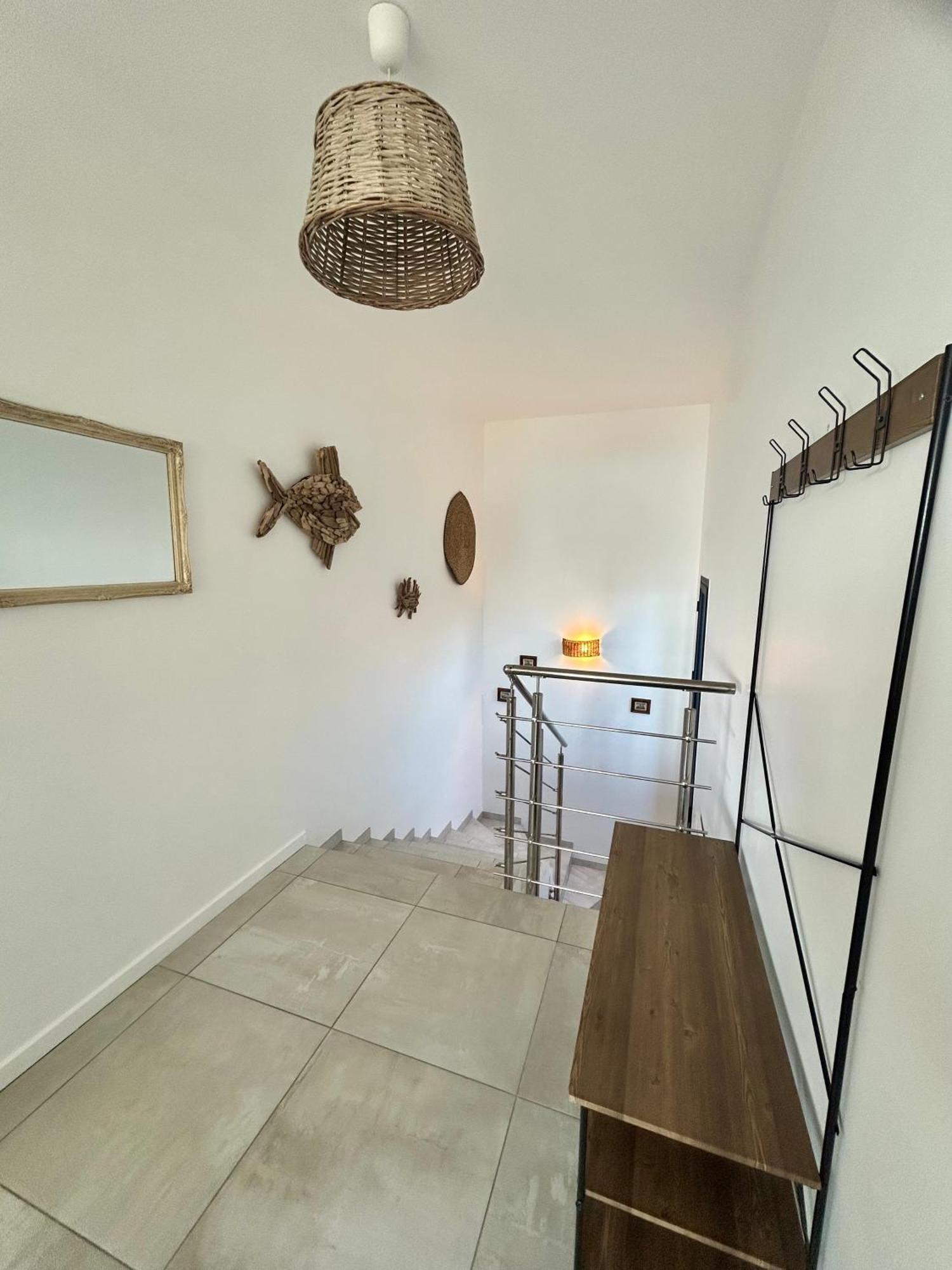 Appartement Luxe Le Levant Hyeres Exterior photo
